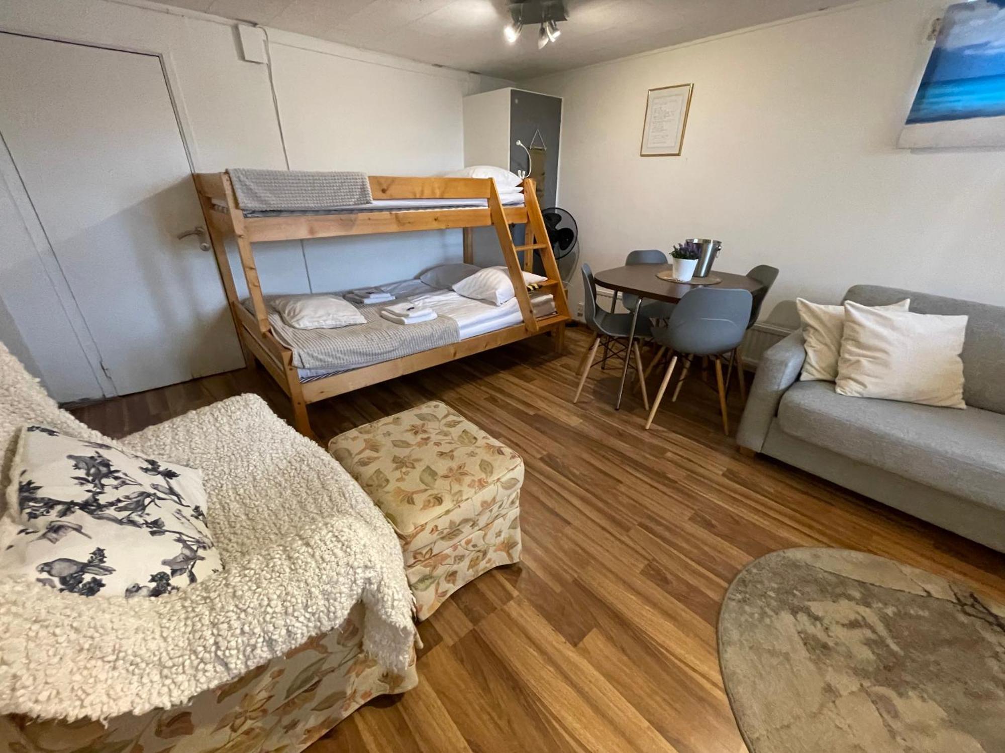 Vid Gekas Ullared Boende B&B Exterior foto